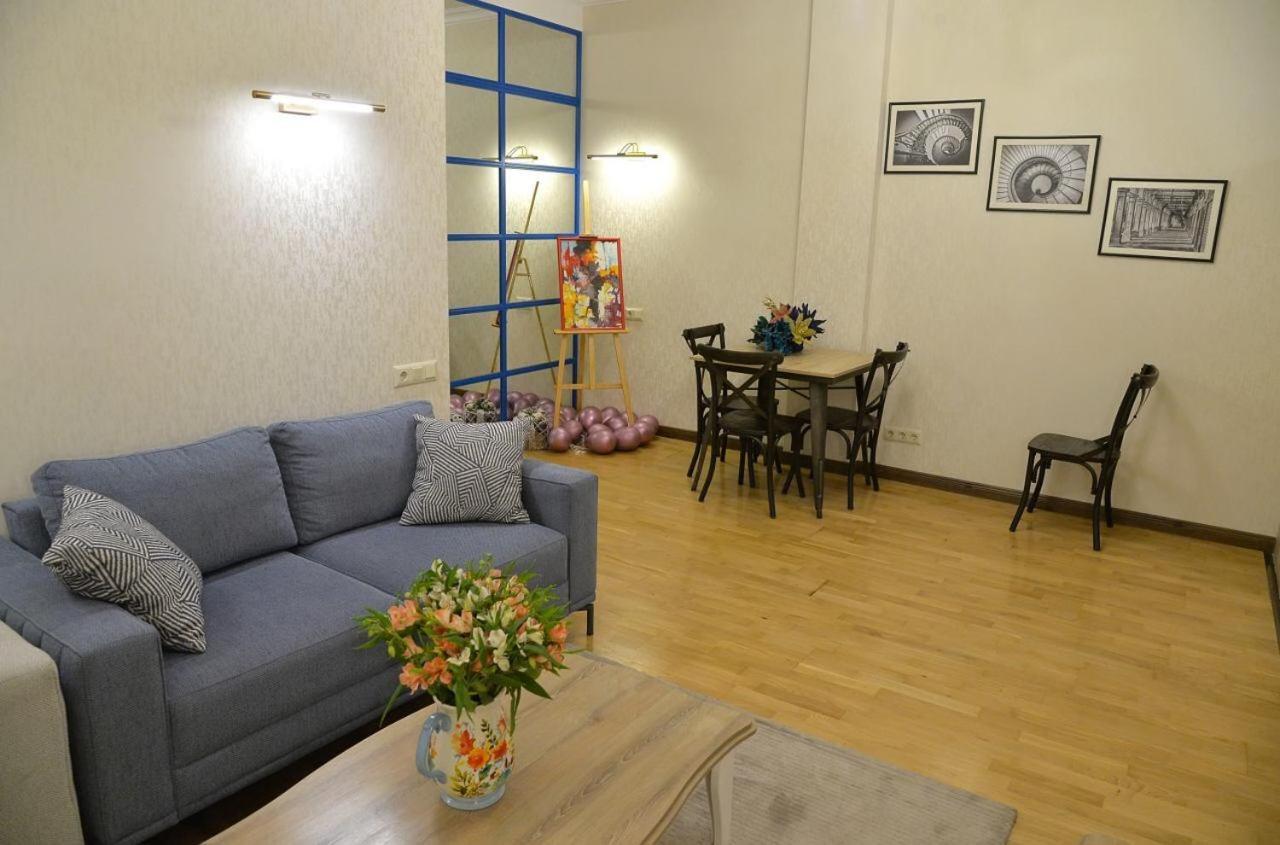 Bc Apartments Tbilisi Exteriör bild