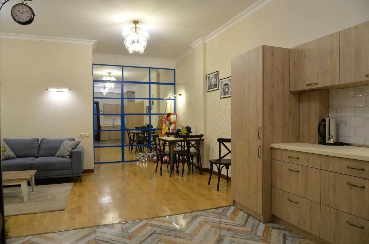 Bc Apartments Tbilisi Exteriör bild
